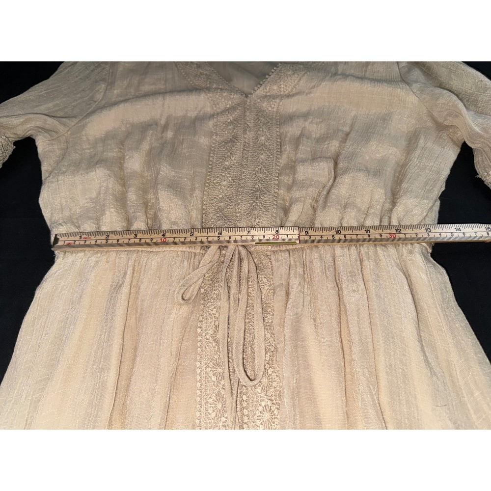 Indigo Rose Beige Crochet Lace Trim Bell Sleeve Boho Mini Dress Womens Medium - Picture 4 of 5